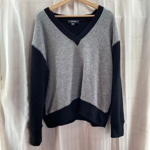Karen Kane Colorblock V Neck Sweater Long Sleeve Women Size L Made in USA